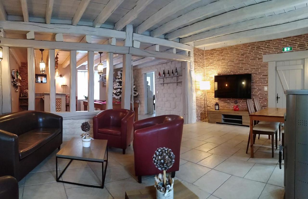 Hotel Le Domaine Des Papillons Beaujeu-Saint-Vallier-et-Pierrejux Esterno foto