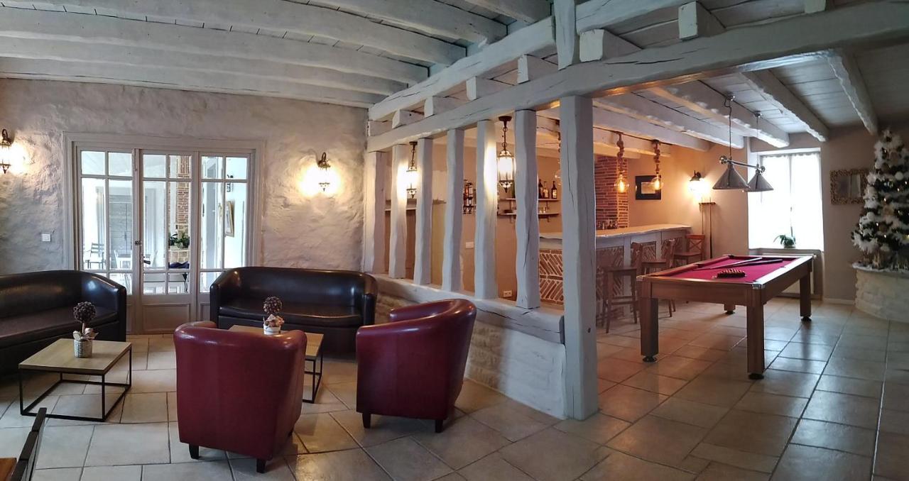 Hotel Le Domaine Des Papillons Beaujeu-Saint-Vallier-et-Pierrejux Esterno foto
