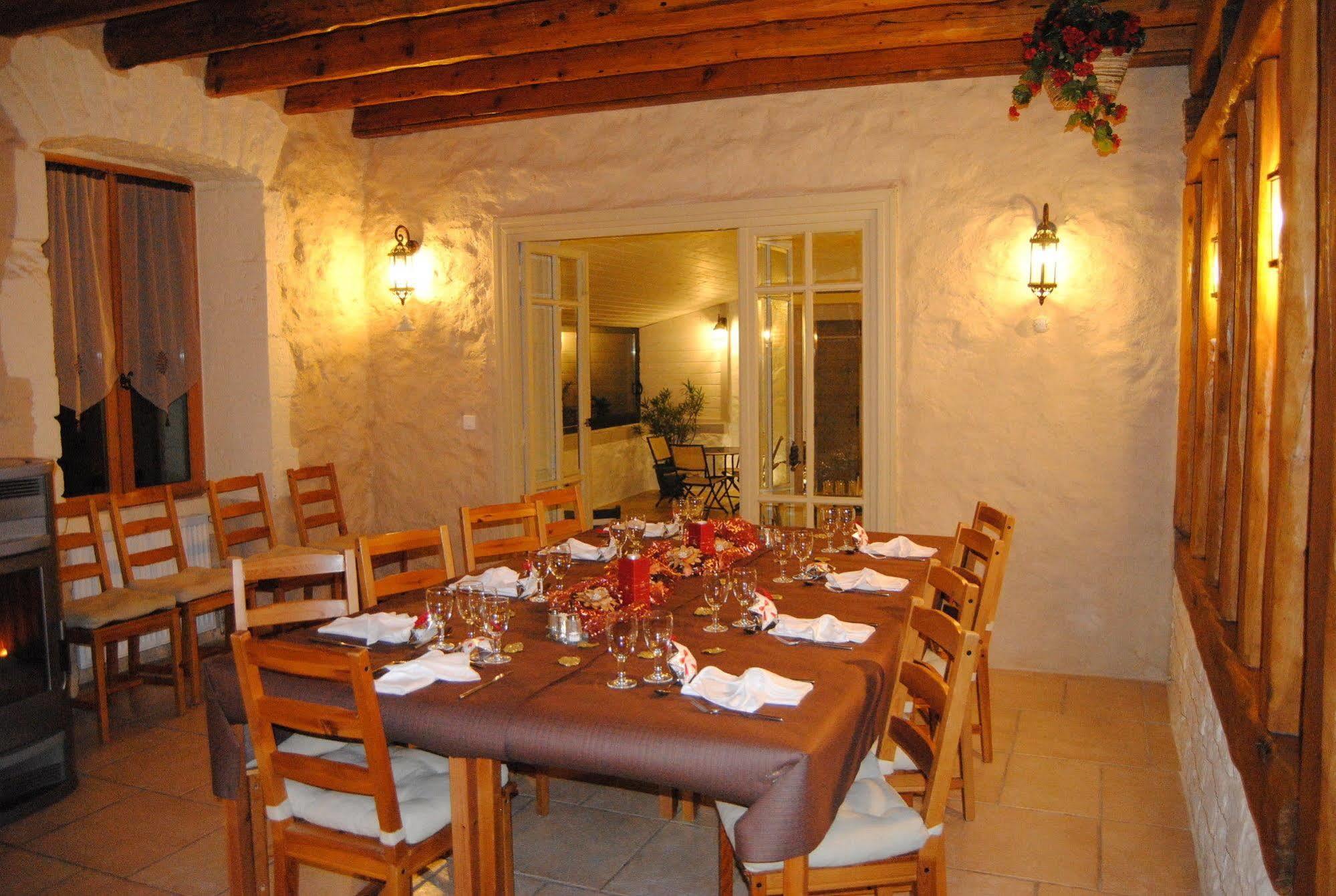 Hotel Le Domaine Des Papillons Beaujeu-Saint-Vallier-et-Pierrejux Esterno foto