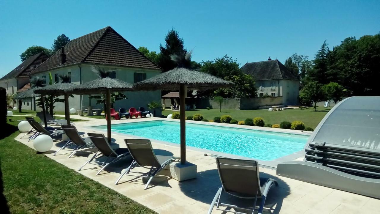 Hotel Le Domaine Des Papillons Beaujeu-Saint-Vallier-et-Pierrejux Esterno foto