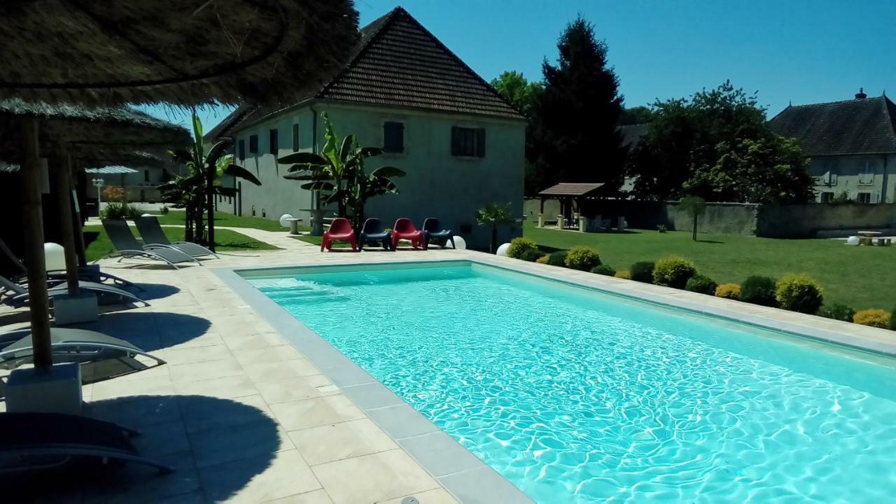 Hotel Le Domaine Des Papillons Beaujeu-Saint-Vallier-et-Pierrejux Esterno foto
